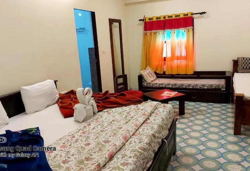 Fotos del hotel Rani Mahal:  26