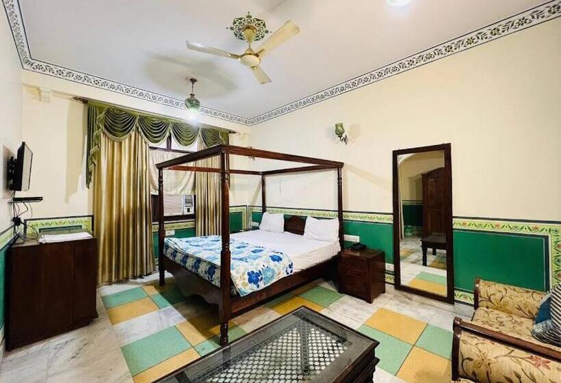 Fotos del hotel Rani Mahal:  2