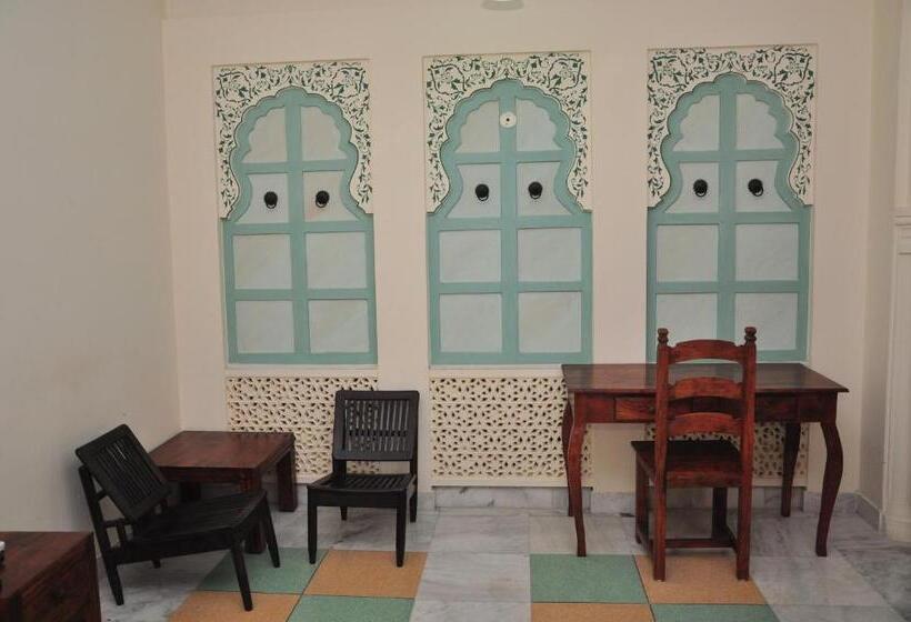 Fotos del hotel Rani Mahal:  37