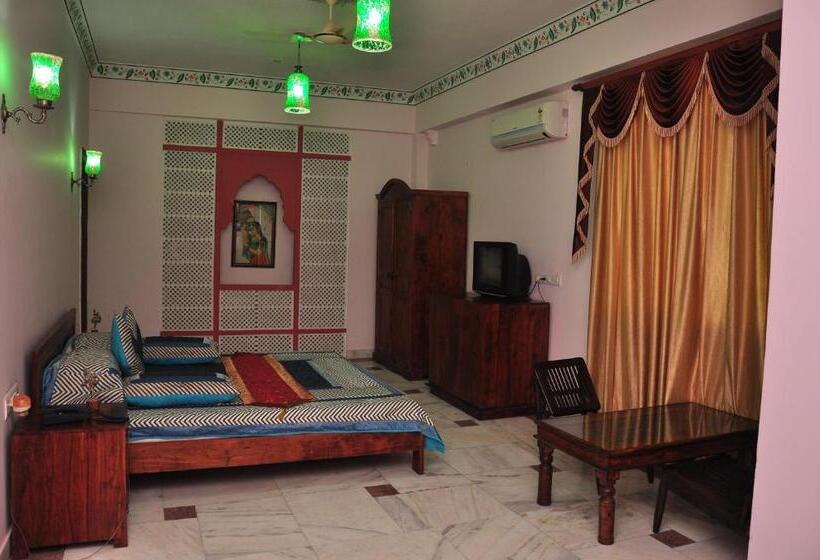 Отель Rani Mahal