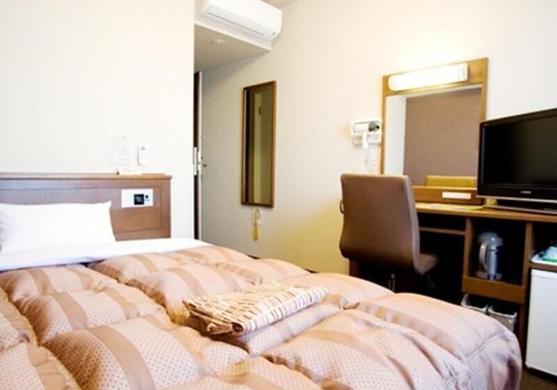 هتل Route Inn Nanao Ekihigashi