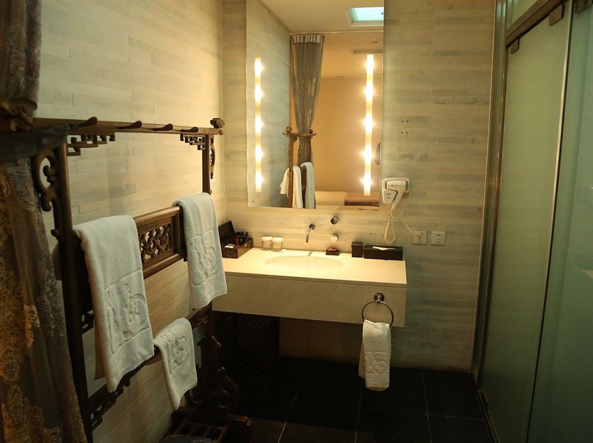 Fotos del hotel Beijing Shichahai Sandlwood Boutique Courtyard:  17