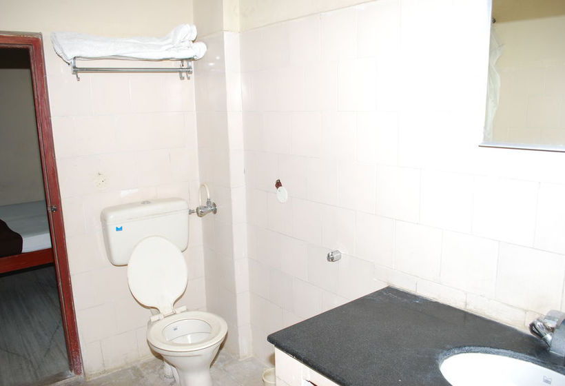 هتل Sri Sai Residency