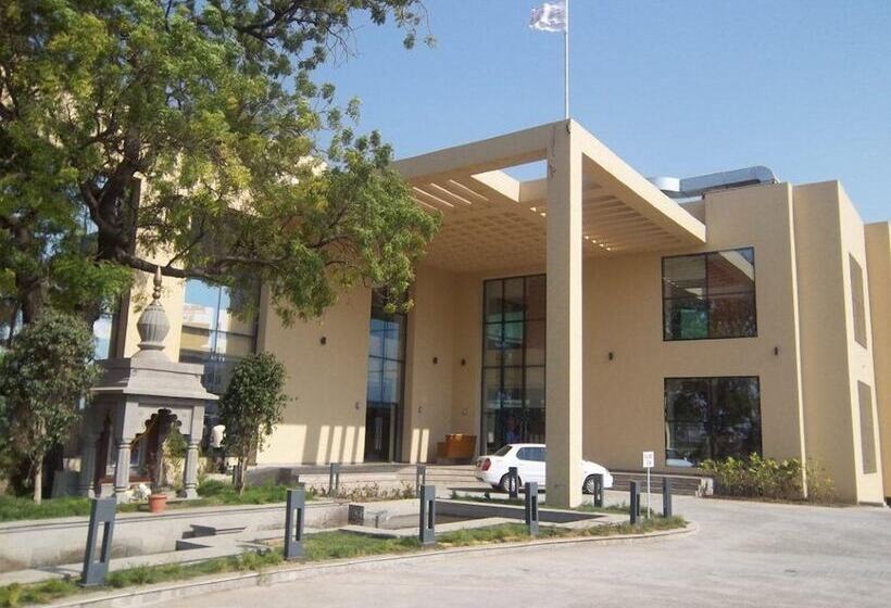 호텔 St Laurn The Spiritual Resort