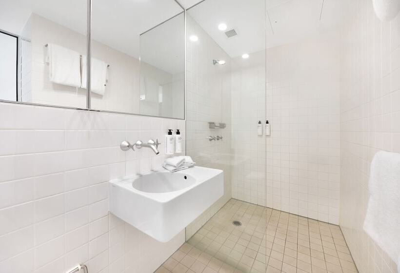 هتل Ultiqa Air On Broadbeach