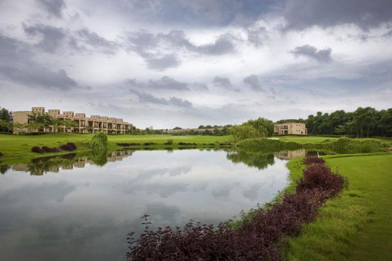 אתר נופש Lemon Tree Hotel, Tarudhan Valley, Manesar