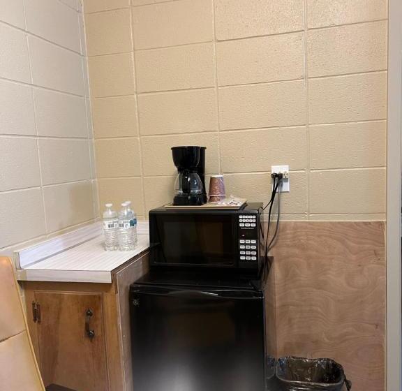 فندق Driftwood Inn And Lodge By The Lake