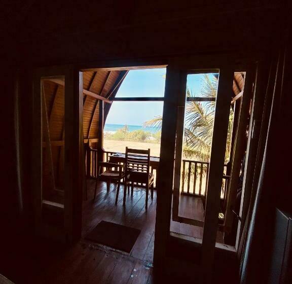 پانسیون Dikaloha Surfschool And Stay