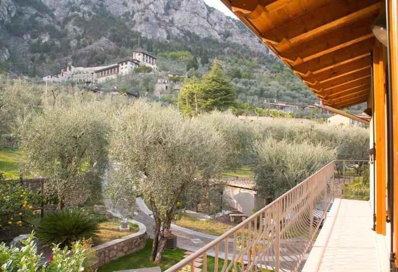 تختخواب و صبحانه Guesthouse Villa Tamas