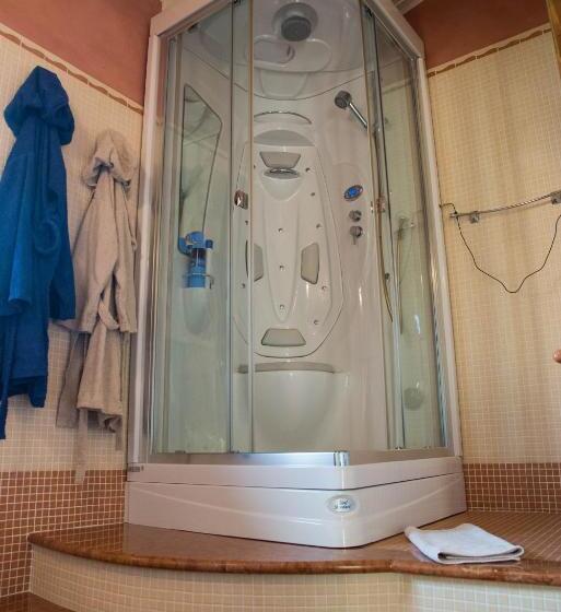تختخواب و صبحانه Guesthouse Villa Tamas