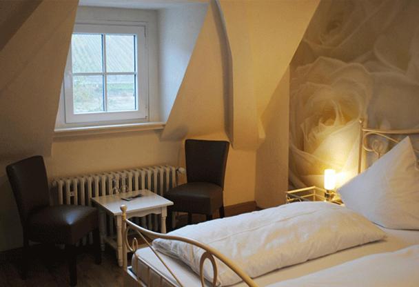 ベッドアンドブレックファースト Gästehaus Weingut Schier Im Historischen Zehnthof