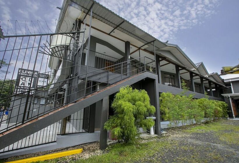 Coati Arenal Lodge