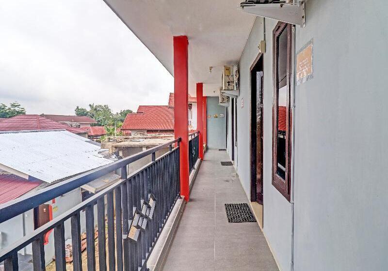 هتل Oyo 91022 Steze Homestay Syariah