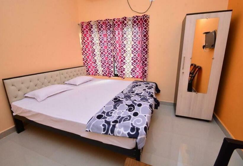 호텔 Sri Sigandureshwari Boarding And Lodging