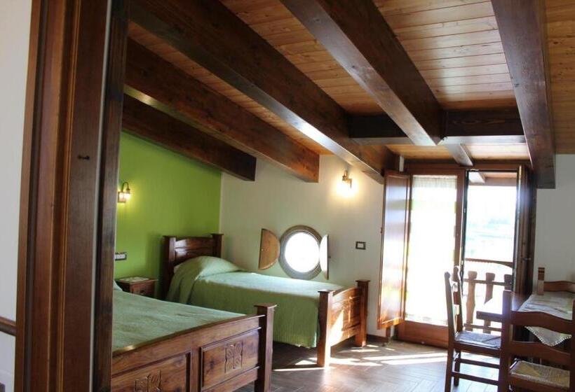 פנסיון The Chalet, Guest House