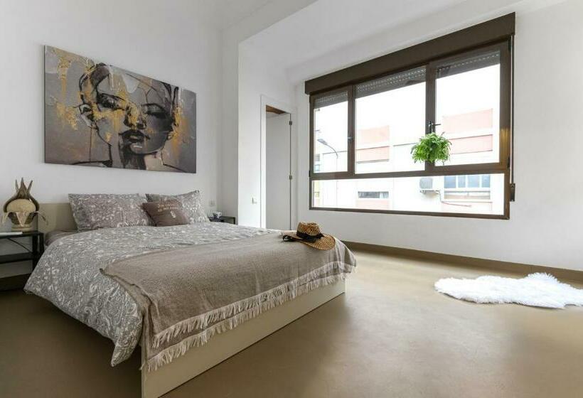 Soho Boho Apartments   With Sunny Rooftop Terrace And Fiber Optic Internet