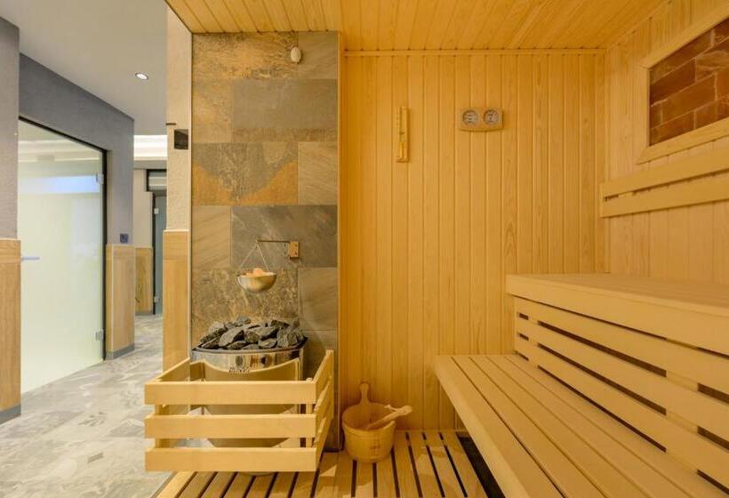 هتل Aquamarine   Wellness & Spa