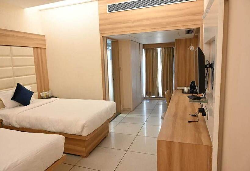 酒店 Rang Lords Inn Bharuch