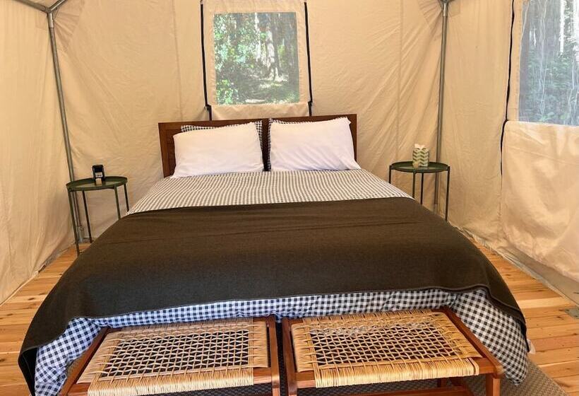 هتل Lopez Farm Cottages & Tent Camping
