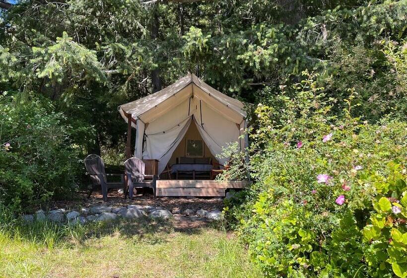 هتل Lopez Farm Cottages & Tent Camping