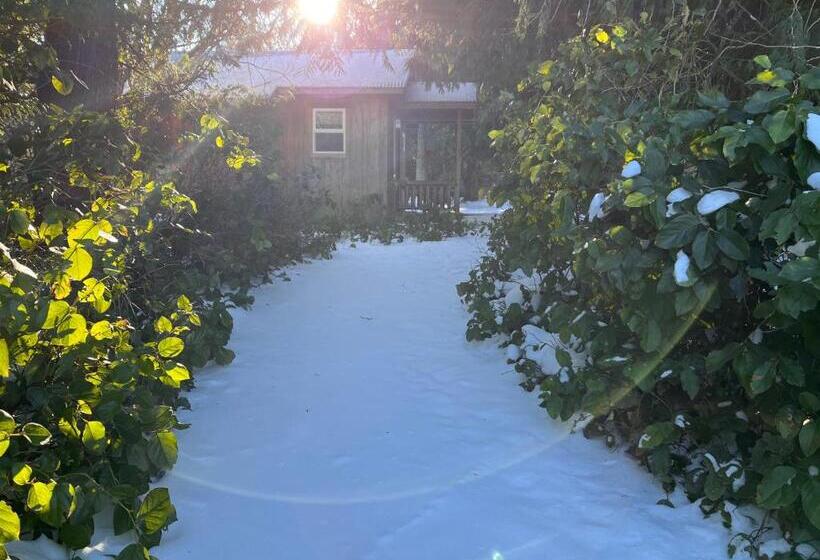هتل Lopez Farm Cottages & Tent Camping