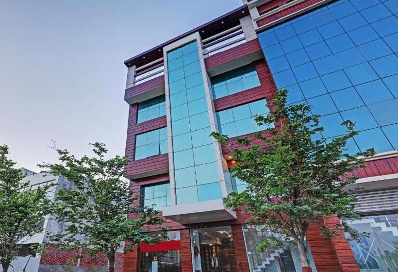 هتل Treebo Silver Stallion