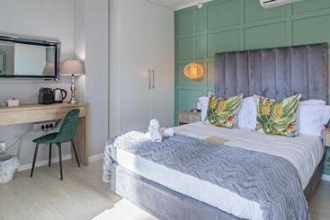 The Salene Hotel & Cottages