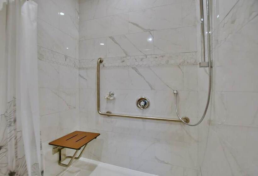 호텔 The Landing   Extended Stay Quarters