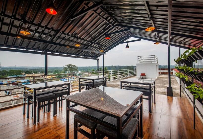 هتل Treebo Sans Sarav Kushalnagar