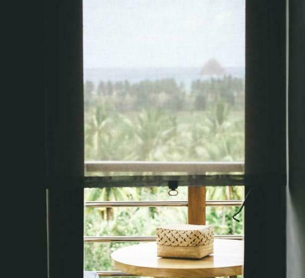 אתר נופש Disini Lombok Eco Sky House With Sea View