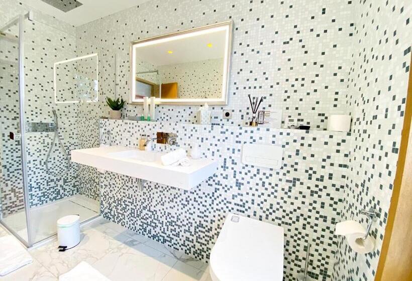 ベッドアンドブレックファースト Petit Monlot   Saint Emilion