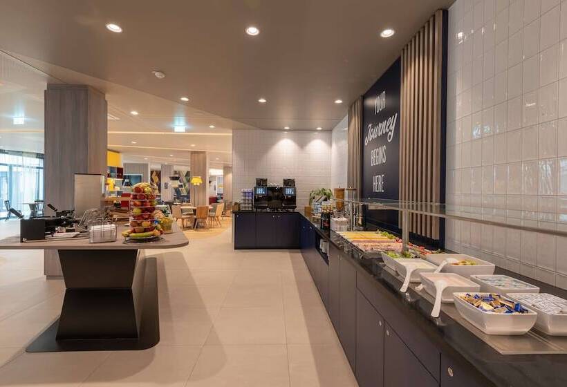 ホテル Hampton By Hilton Munich City North