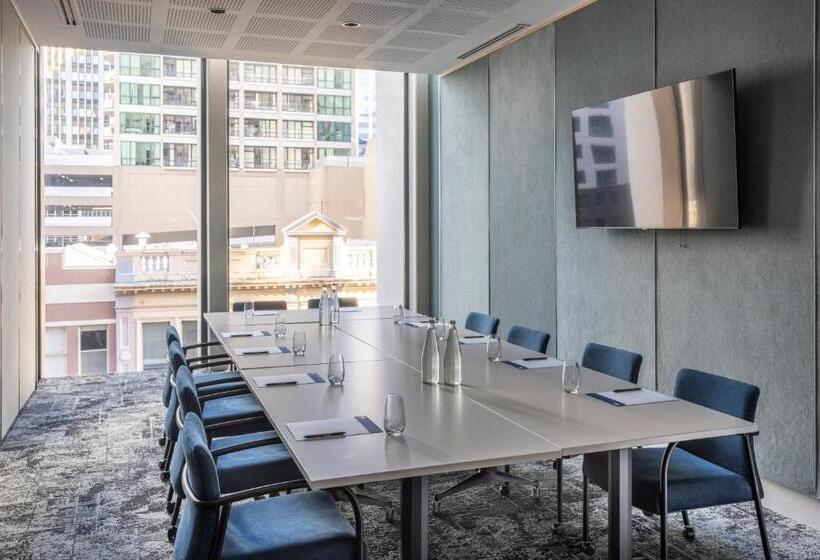 هتل Holiday Inn Express Auckland City Centre, An Ihg