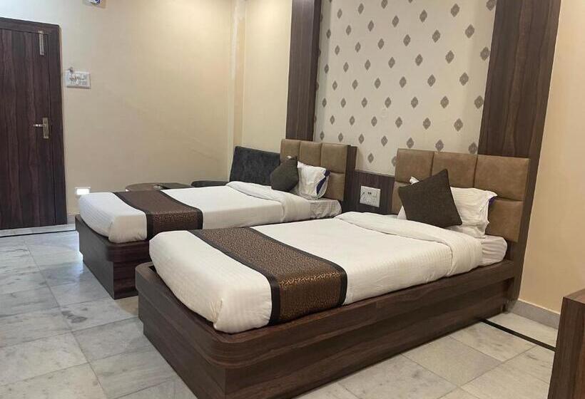 فندق Royal Embassy