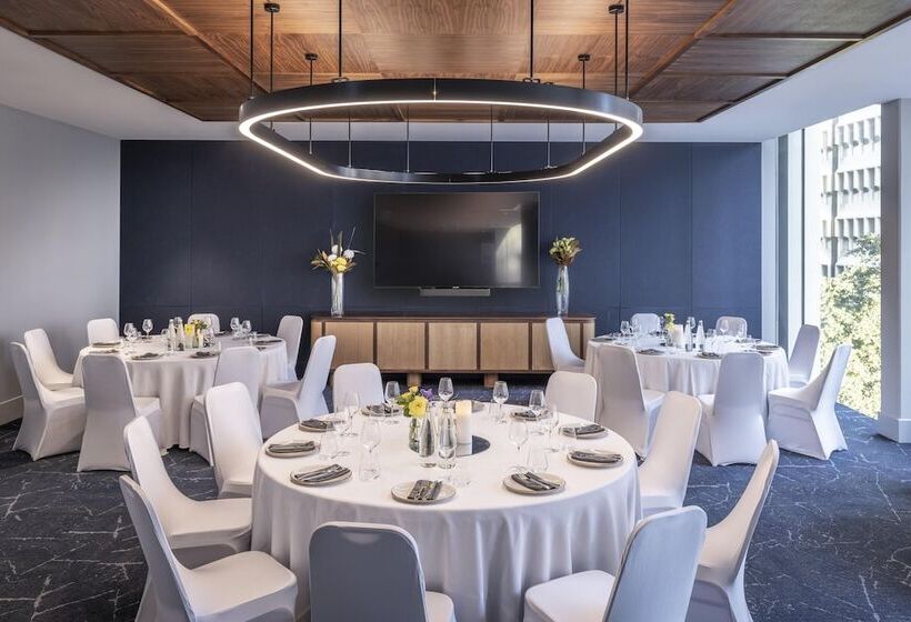 هتل Voco Auckland City Centre, An Ihg