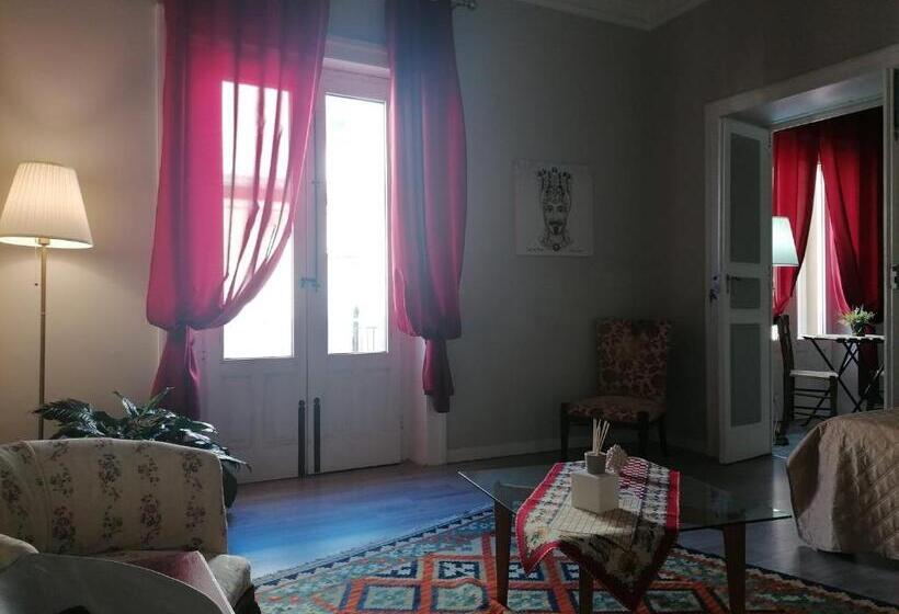 پانسیون 384 Guesthouse Rooms & Suite Enna
