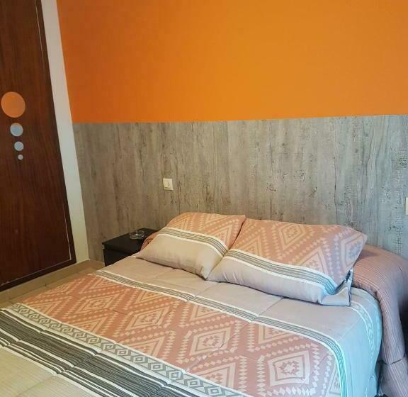 بنسيون Hostal Galicia