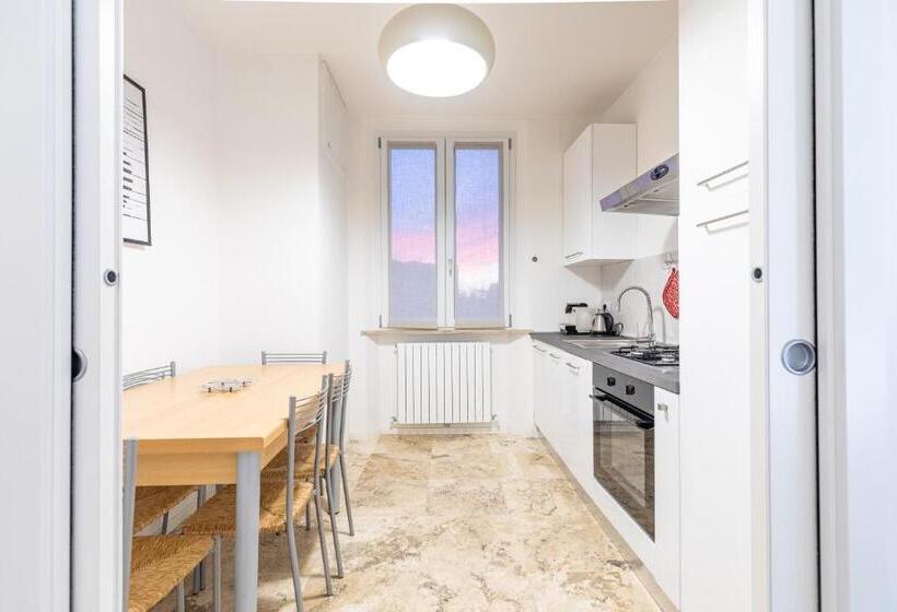 פנסיון L Acqua E La Pietra