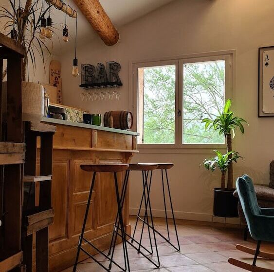 تختخواب و صبحانه Villa Martinus