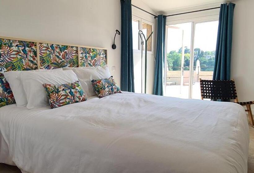 تختخواب و صبحانه Villa Martinus