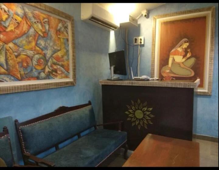 هتل Amata By The Beach