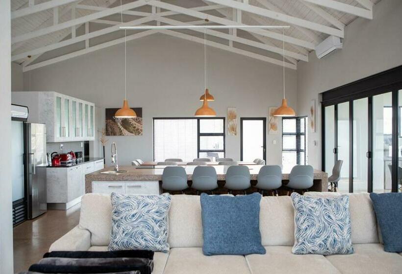 بنسيون Elements Sunrise Bush Lodge