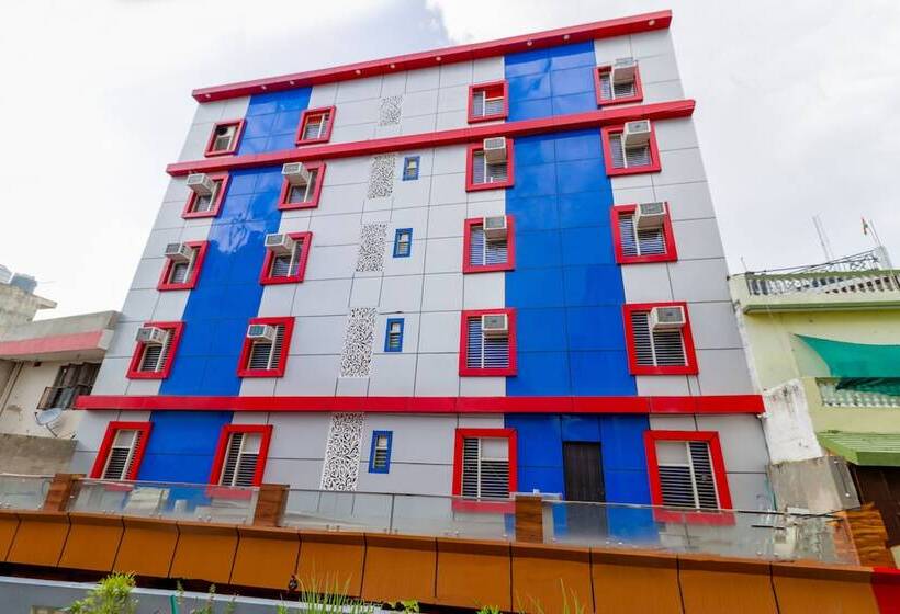 Airport Hotel Shivaka Inn