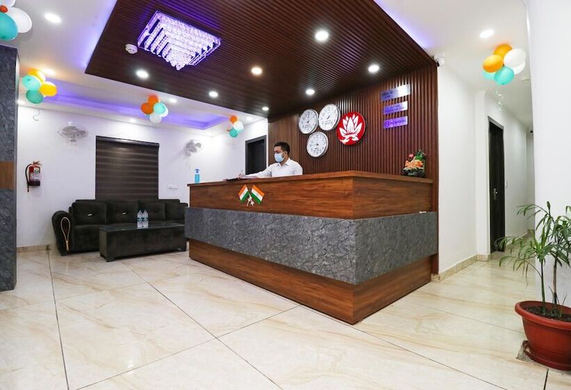 Airport Hotel Shivaka Inn
