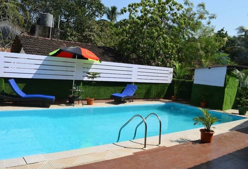 호텔 Clarissa Resort Goa