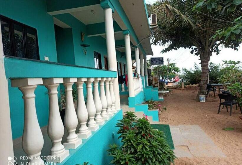 پانسیون Dee Joy S Beach Place