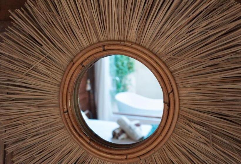 هتل La Siesta Bungalows Only Adults