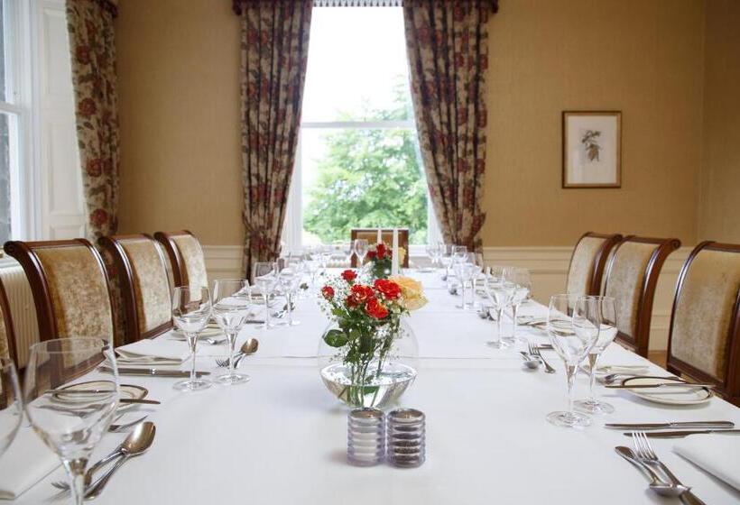 هتل Garvock House