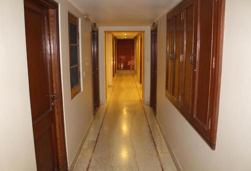 Fotos del hotel H R Palace:  33