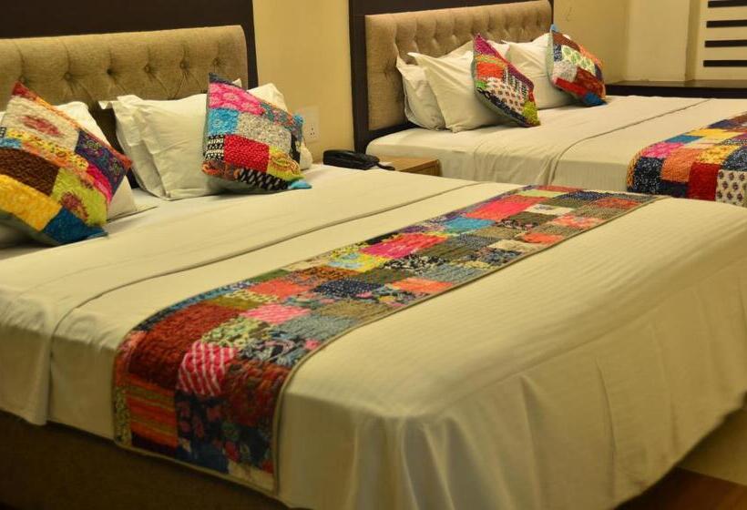 Fotos del hotel H R Palace:  5